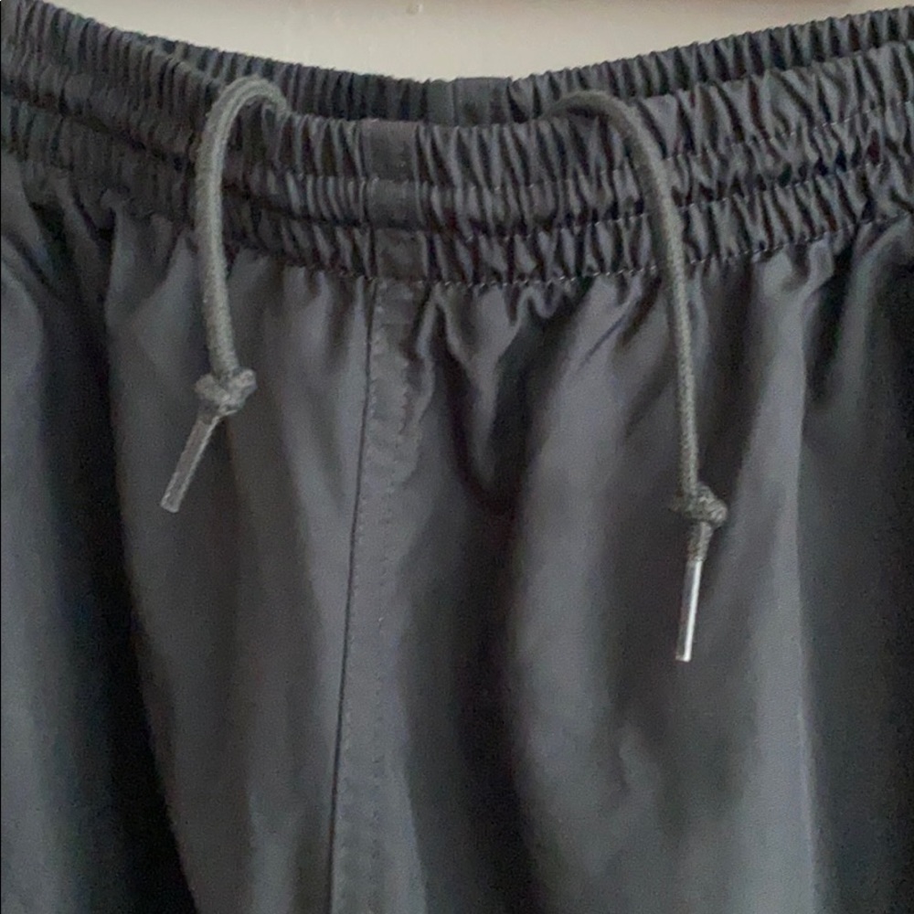 Nike dark grey windbreaker pants - Picture 3 of 7